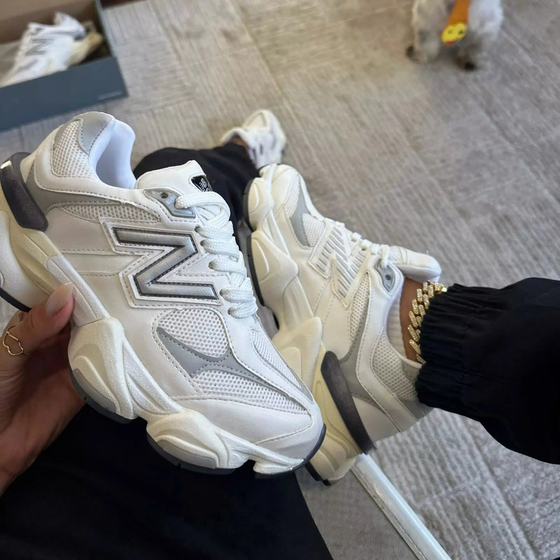 Tênis New Balance 9060 Unissex Branco com Cinza