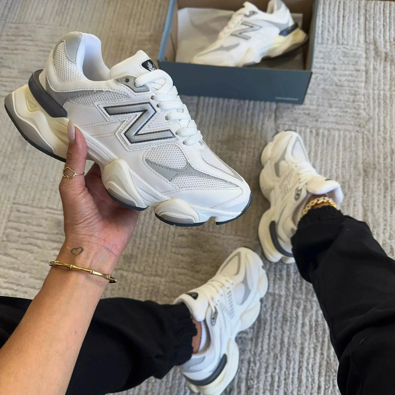 Tênis New Balance 9060 Unissex Branco com Cinza
