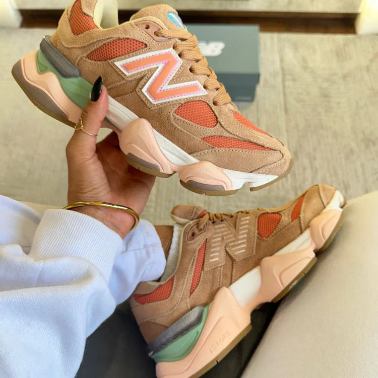 Tênis New Balance 9060 Feminino Marrom