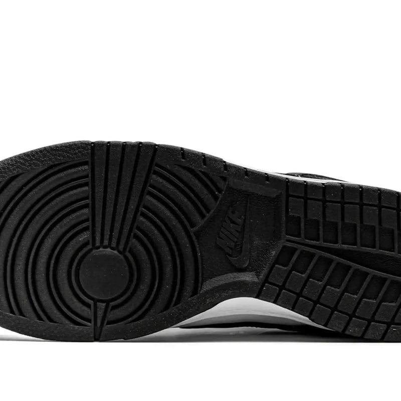 Tênis Nike Dunk Low Panda